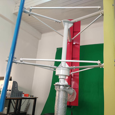 पवन ऊर्जा प्रणाली के साथ 5KW 10kw वर्टिकल विंड टर्बाइन IP54 वर्टिकल विंड जेनरेटर किट